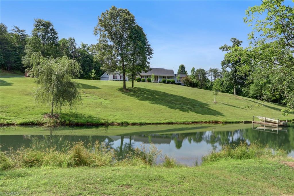 476 Vernon Road Reidsville, NC 27320 - Photo 8 of 47