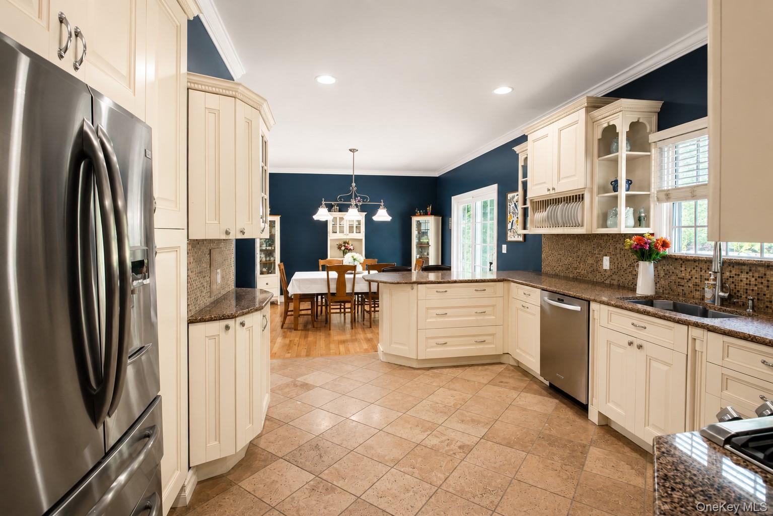 257 4th Street St. James, NY 11780 - Photo 10 of 36