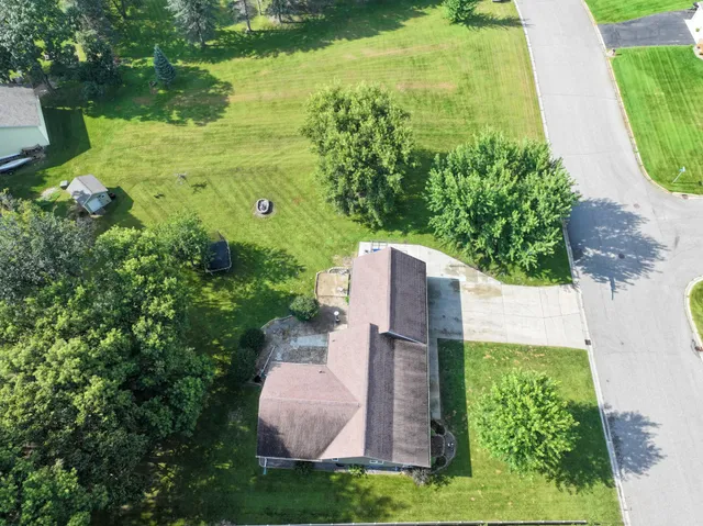 $430,000 | 901 Geneva Drive, Alexandria, MN 56308