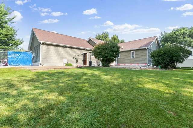 $430,000 | 901 Geneva Drive, Alexandria, MN 56308