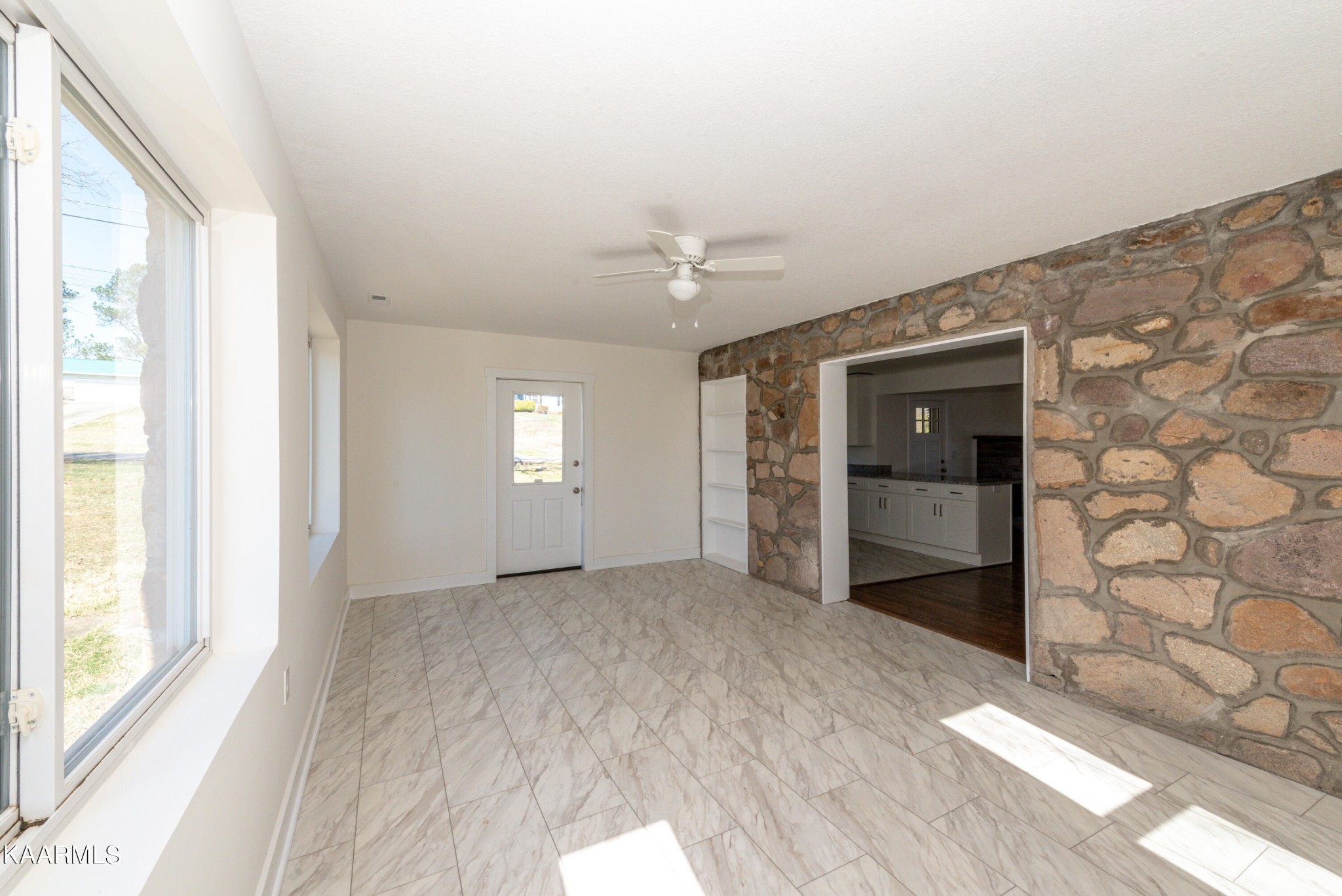 21812185 Ellejoy Road Walland, TN 37886 - Photo 21 of 59 Gallery Image 21