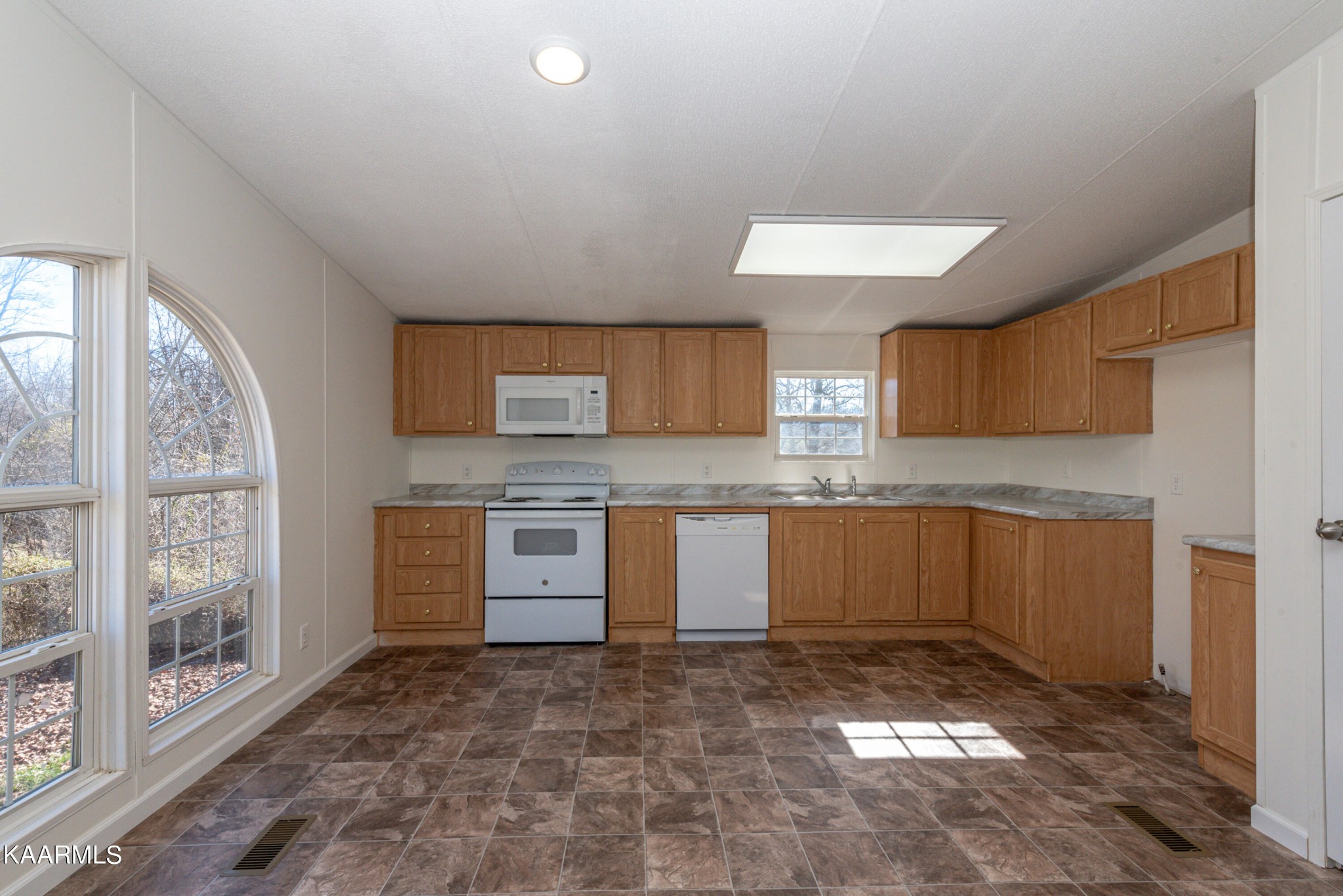 21812185 Ellejoy Road Walland, TN 37886 - Photo 48 of 59 Gallery Image 48
