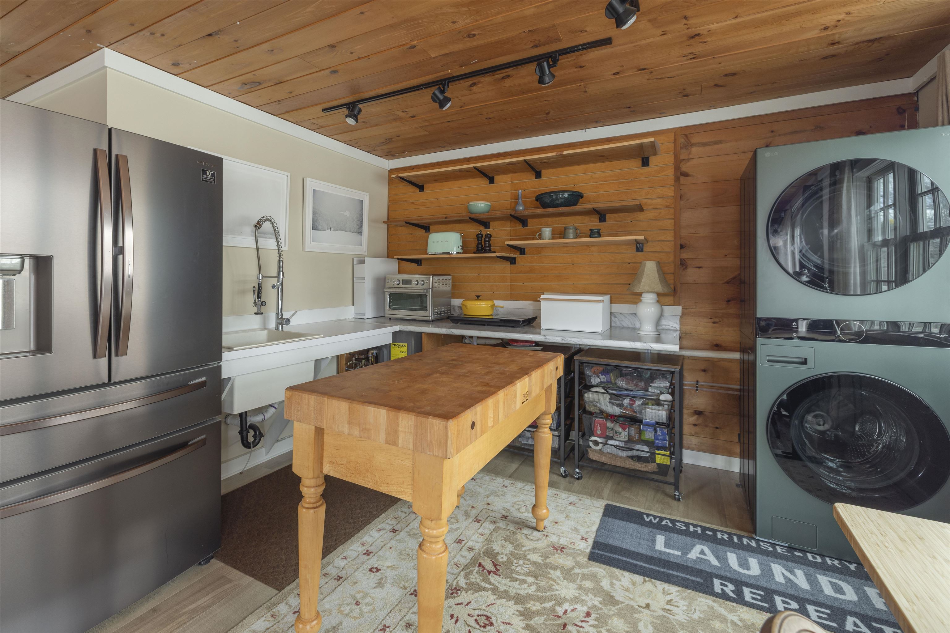 1042 Main Street Sunapee, NH 03782 - Photo 7 of 21