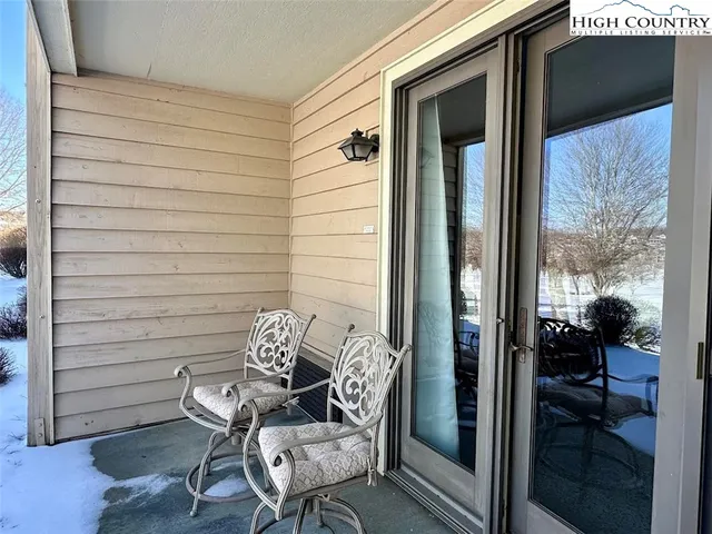 $167,900 | 193 East Landing Drive, Unit 104, Jefferson, NC 28640