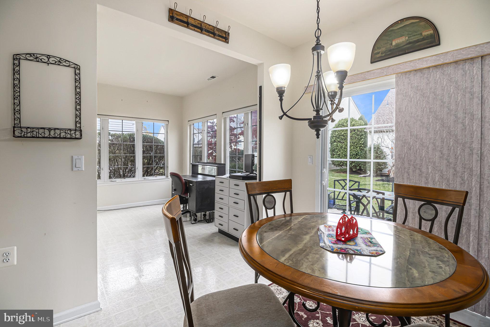 204 Neighbors Way Warrington, PA 18976 - Photo 11 of 30