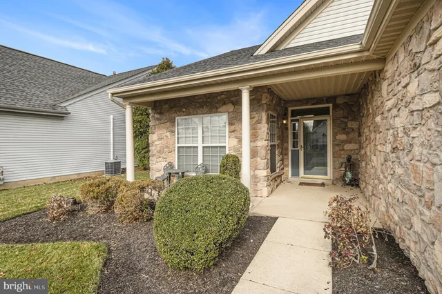 $580,000 | 204 Neighbors Way, Warrington, PA 18976