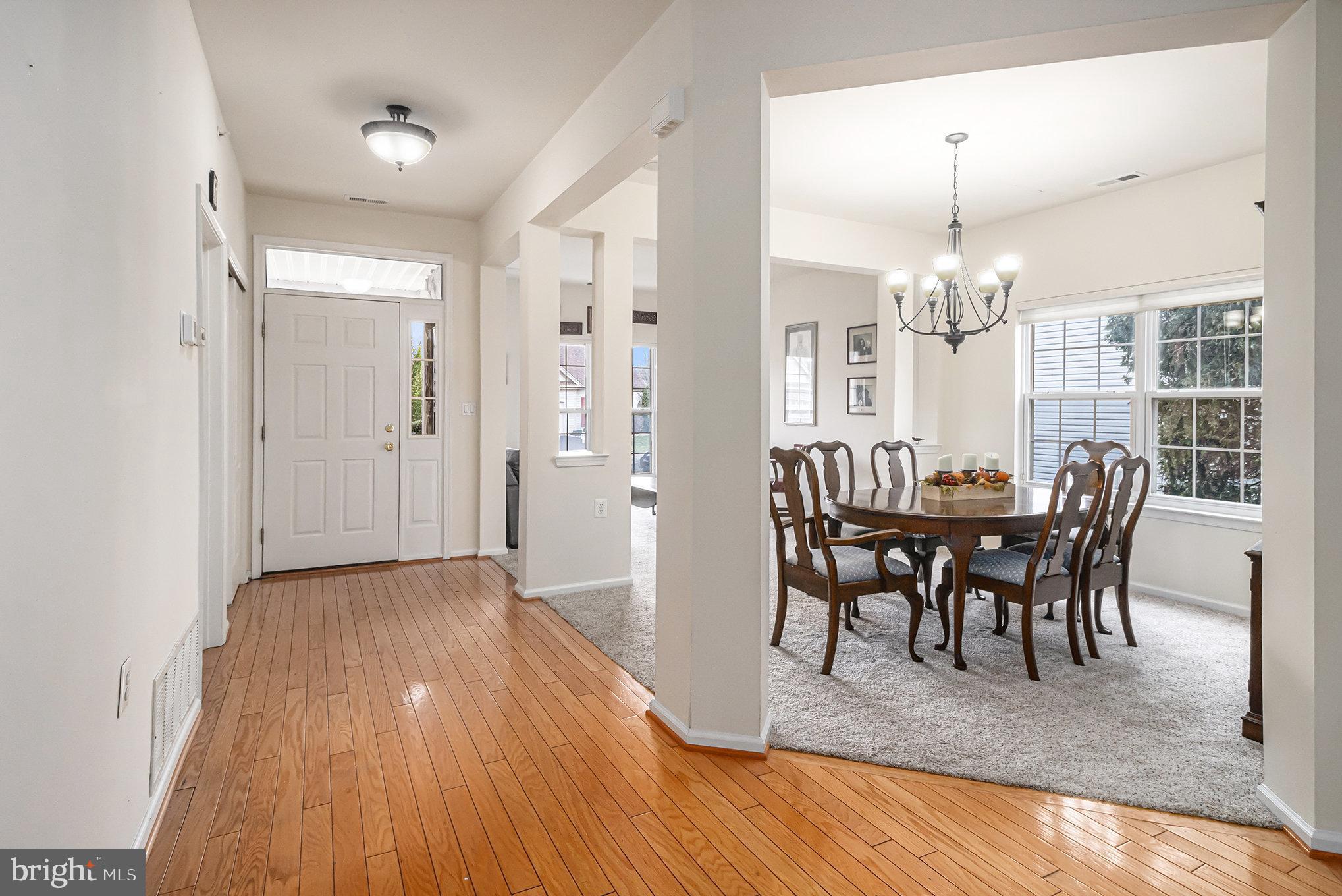 204 Neighbors Way Warrington, PA 18976 - Photo 5 of 30