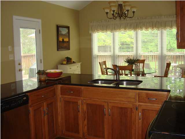 12511 Kirkham Road Louisville, KY 40299 - Photo 5 of 18 Additional Photo