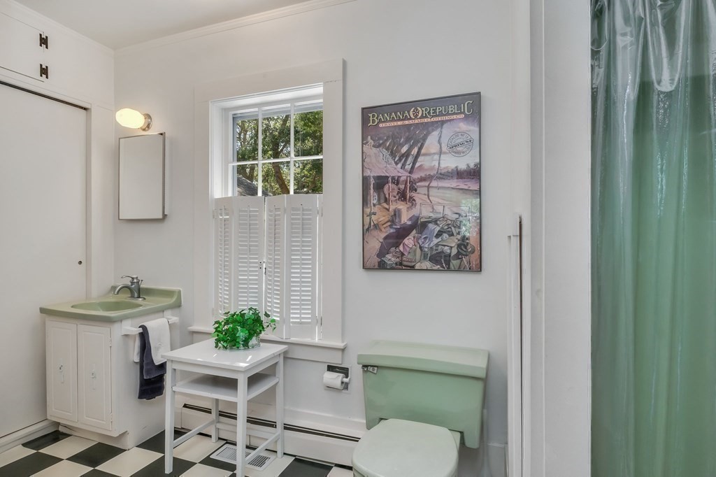 671 Old Harbor Road Chatham, MA 02650 - Photo 18 of 41 Gallery Image 18