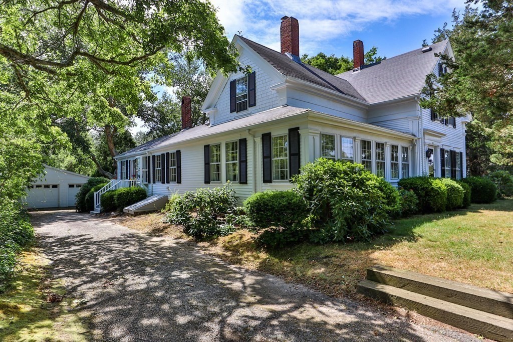 671 Old Harbor Road Chatham, MA 02650 - Photo 2 of 41 Gallery Image 2