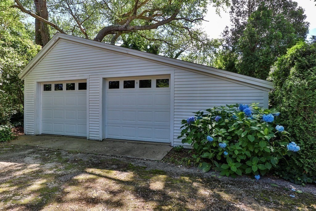 671 Old Harbor Road Chatham, MA 02650 - Photo 34 of 41 Gallery Image 34
