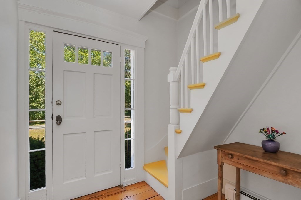 671 Old Harbor Road Chatham, MA 02650 - Photo 5 of 41 Gallery Image 5
