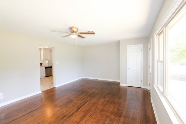 318 Old Evans Road Martinez, GA 30907 - Photo 11 of 20 Gallery Image 11