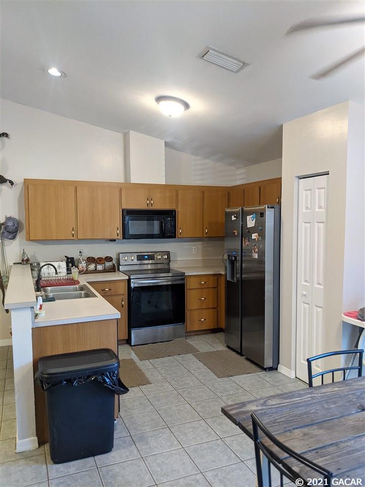 19491 Northwest 237th Street High Springs, FL 32643 - Photo 8 of 18