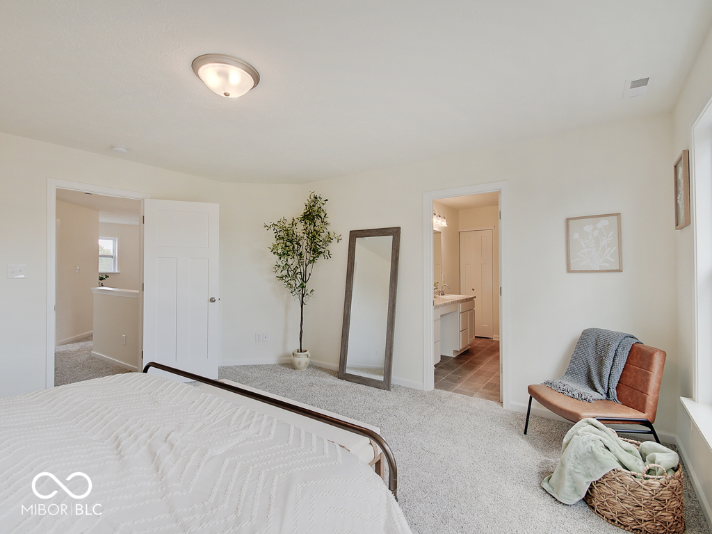 3923 Windstar Way Columbus, IN 47203 - Photo 28 of 41