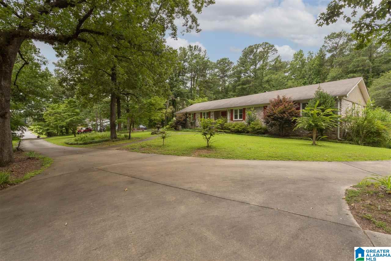 137 Old Spanish Trail Alabaster, AL 35007 - Photo 3 of 50