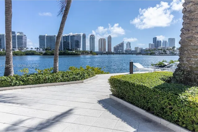 $4,600 | 3165 Northeast 184th Street, Unit 6206, Aventura, FL 33160