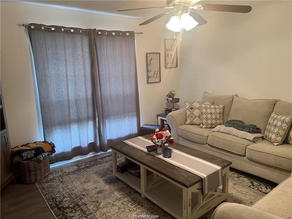 3922 Olive Street, Unit B Bryan, TX 77801 - Photo 4 of 11