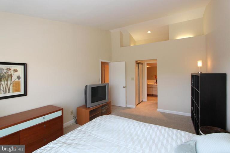 13703 Modrad Way, Unit 32 Silver Spring, MD 20904 - Photo 14 of 16 Master Bedroom #2