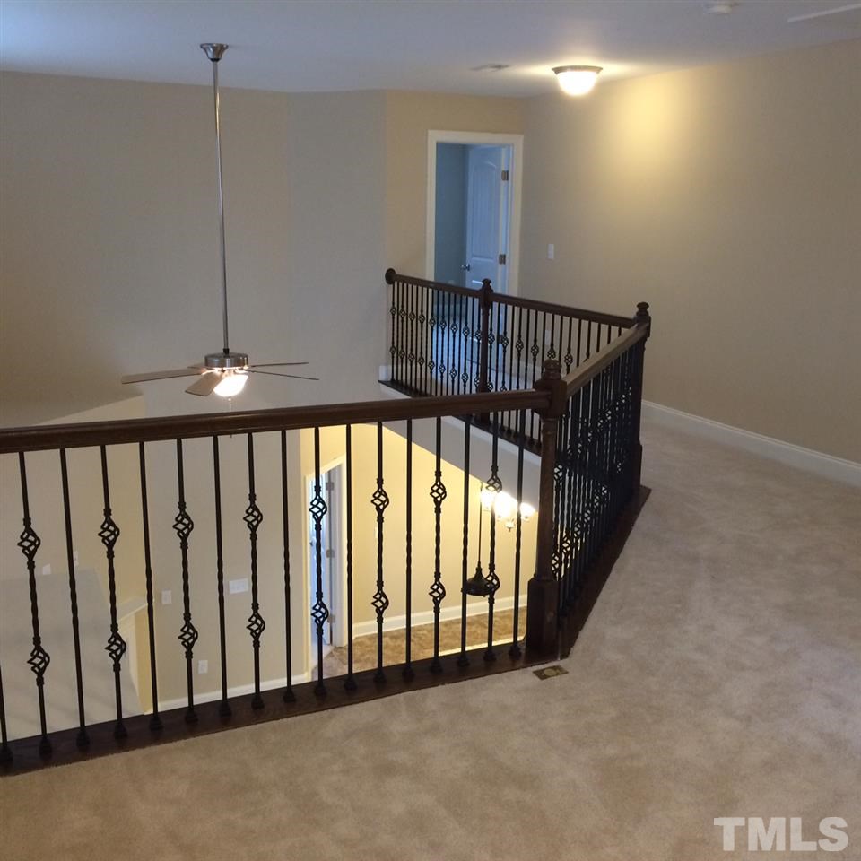 7624 Weathered Oak Way Raleigh, NC 27616 - Photo 9 of 19 Gallery Image 9