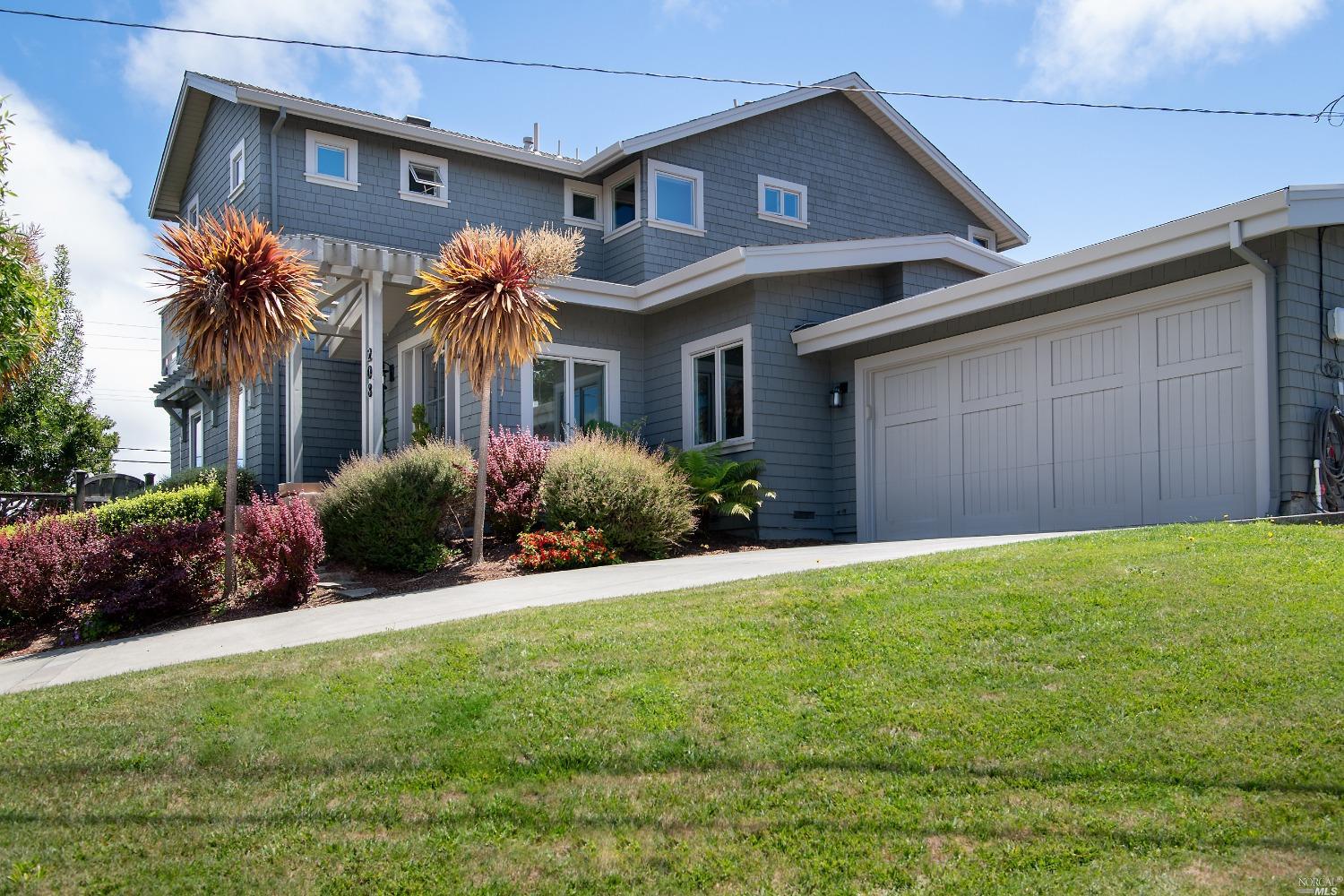 208 Reed Boulevard Mill Valley, CA 94941 - Photo 1 of 47 Welcome to 208 Reed Blvd in Strawberry, Mill Valley, close to schools, parks, shopping, tennis, baseball fields and an easy commute.