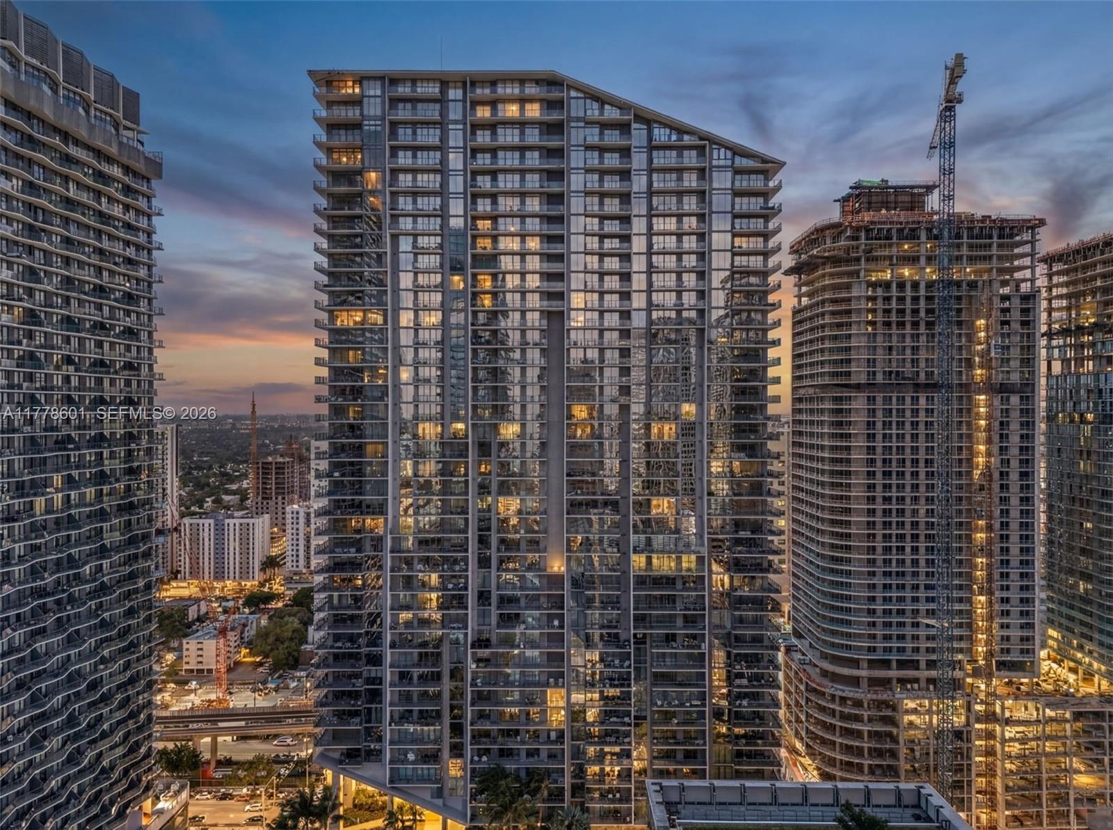 88 Southwest 7th Street, Unit 2411 Miami, FL 33130 - Photo 25 of 31 Photo 25