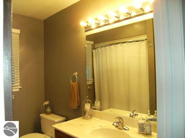 1941 Lardie Road Traverse City, MI 49696 - Photo 16 of 23 1723163-15.JPG