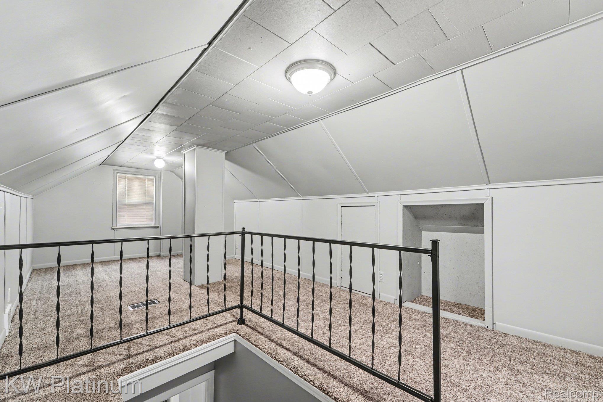7527 Toepfer Road Warren, MI 48091 - Photo 11 of 15 011_file_9741.jpg