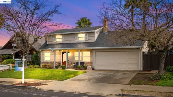 $824,950 | 1234 North P Street, Livermore, CA 94551