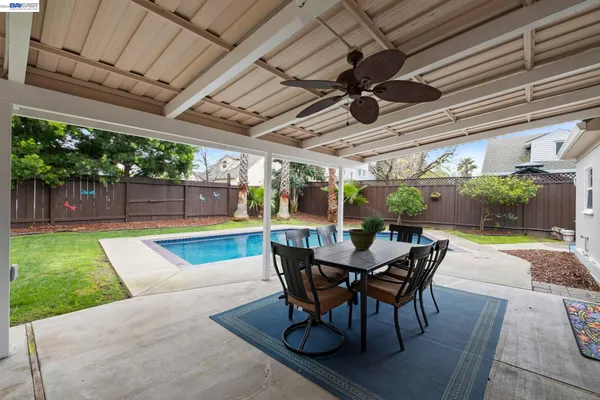 $824,950 | 1234 North P Street, Livermore, CA 94551
