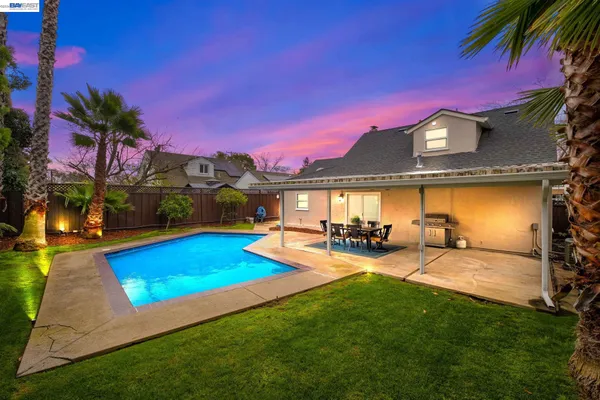 $824,950 | 1234 North P Street, Livermore, CA 94551