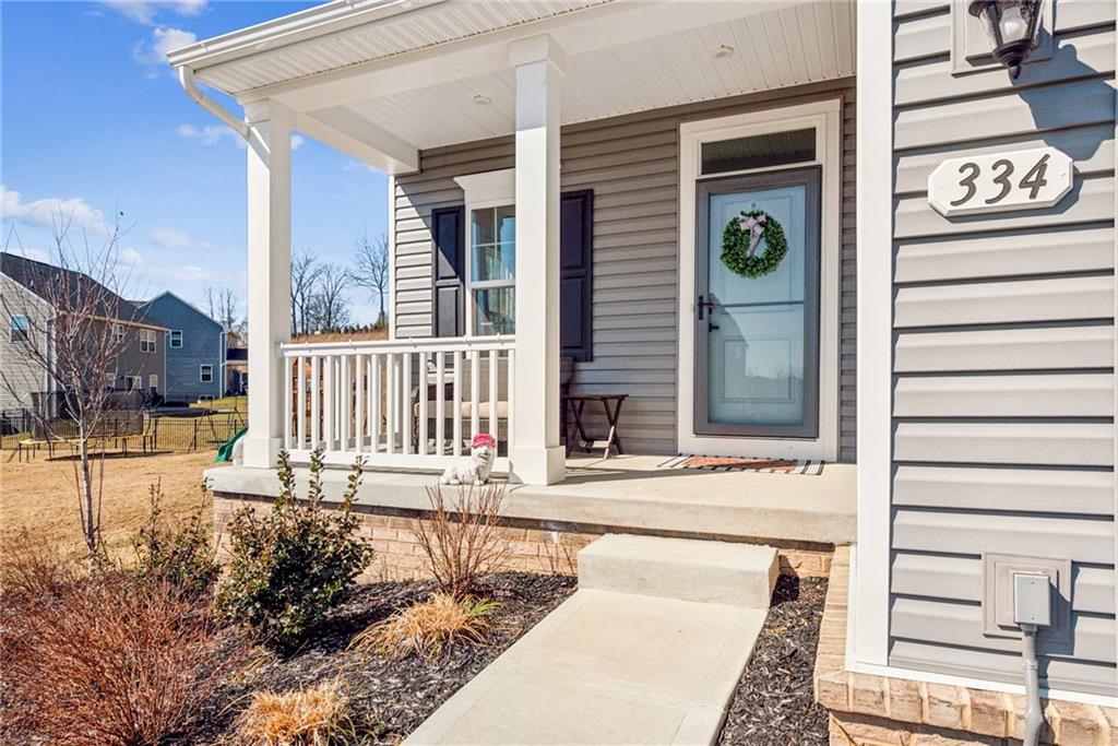 334 Crossing Drive Eighty Four, PA 15330 - Photo 2 of 30