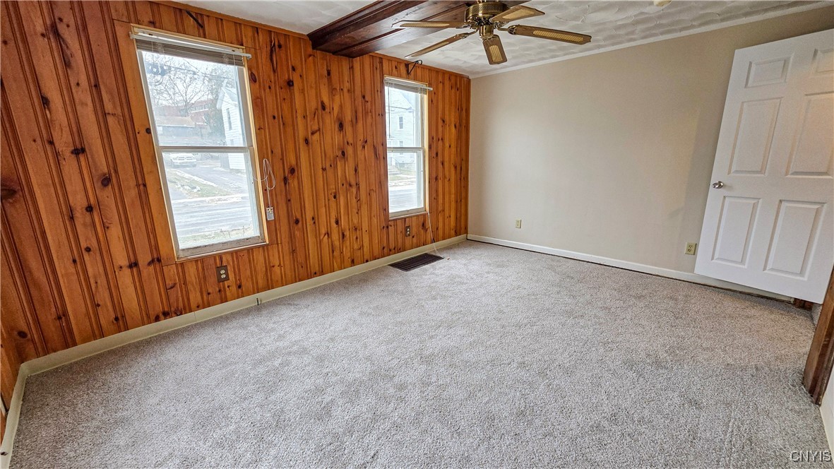 15 Pleasant Street Auburn, NY 13021 - Photo 12 of 46