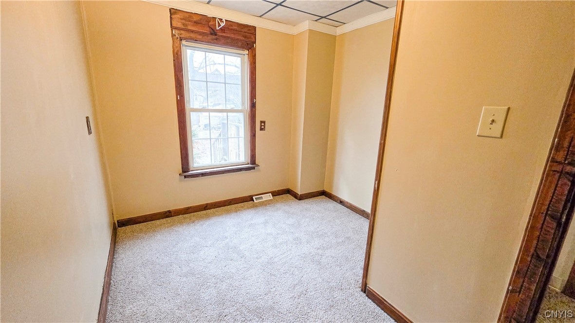 15 Pleasant Street Auburn, NY 13021 - Photo 18 of 46