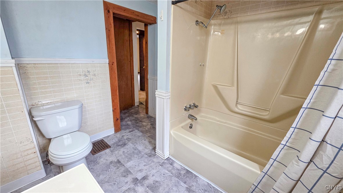 15 Pleasant Street Auburn, NY 13021 - Photo 24 of 46