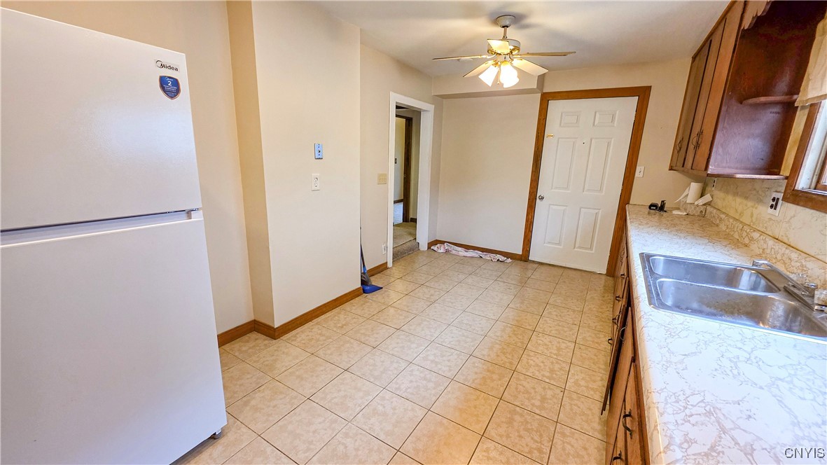 15 Pleasant Street Auburn, NY 13021 - Photo 5 of 46