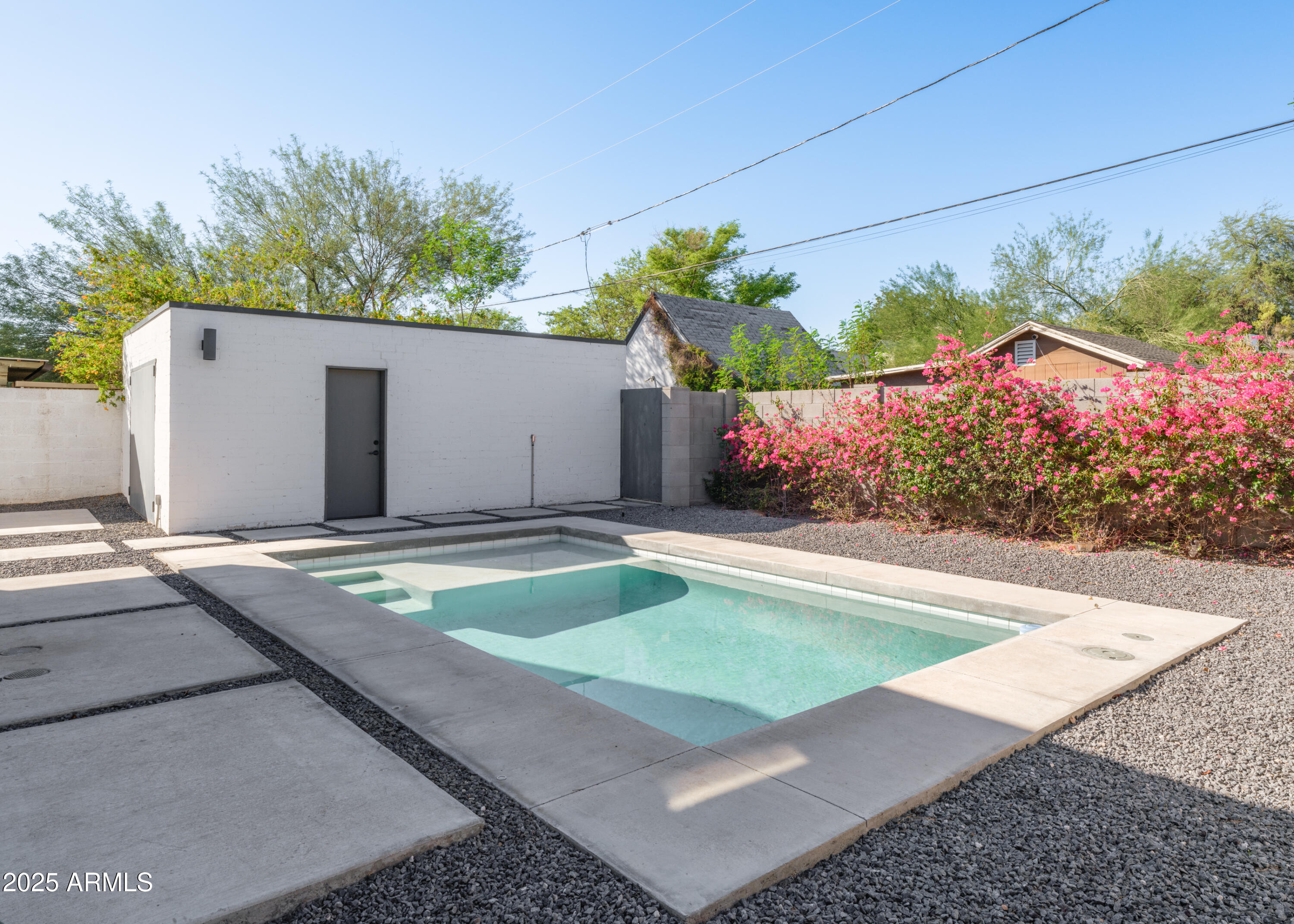 1526 East Coronado Road Phoenix, AZ 85006 - Photo 16 of 39 a view of a backyard