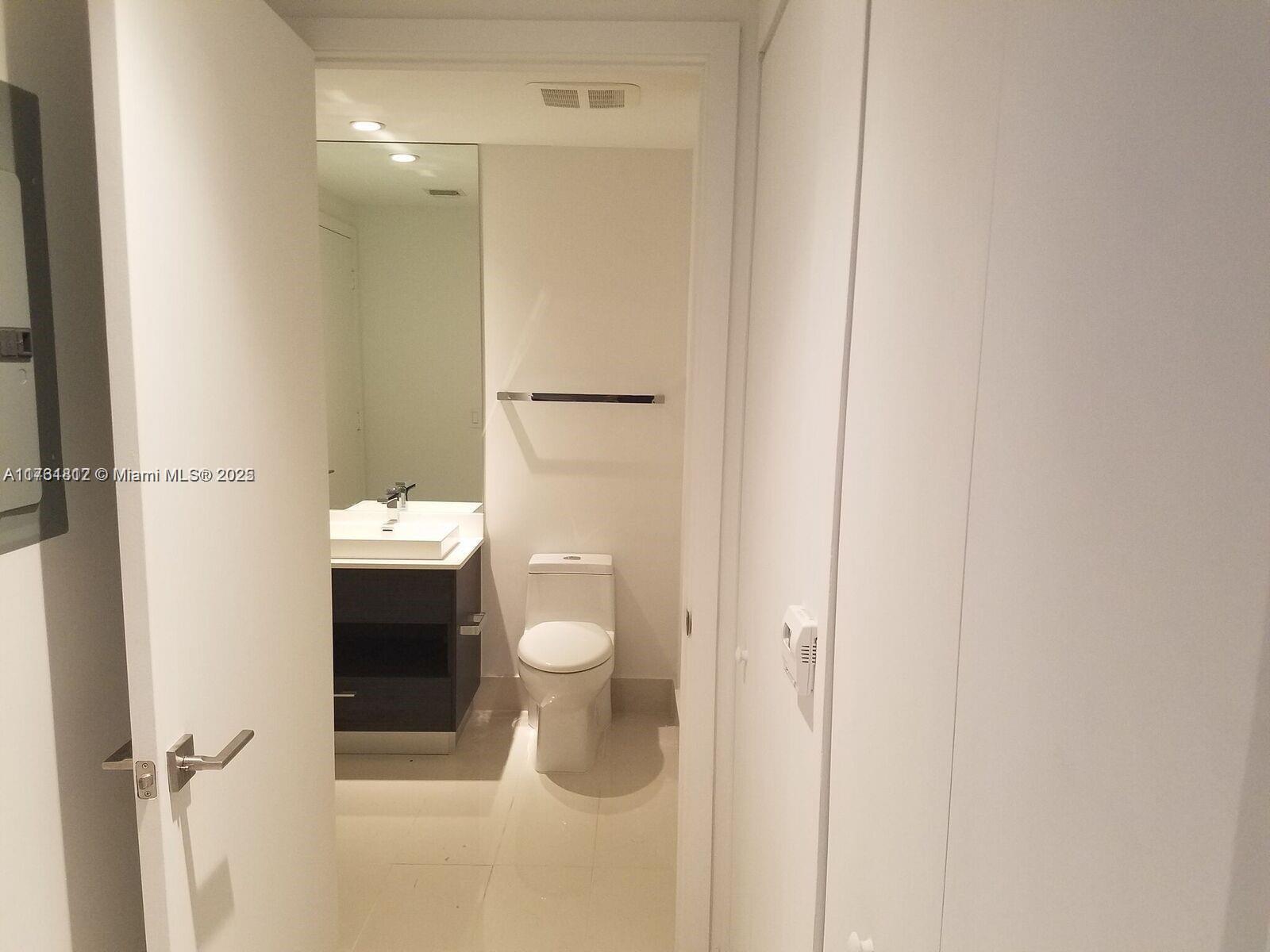 55 Southwest 9th Street, Unit 1107 Miami, FL 33130 - Photo 9 of 16