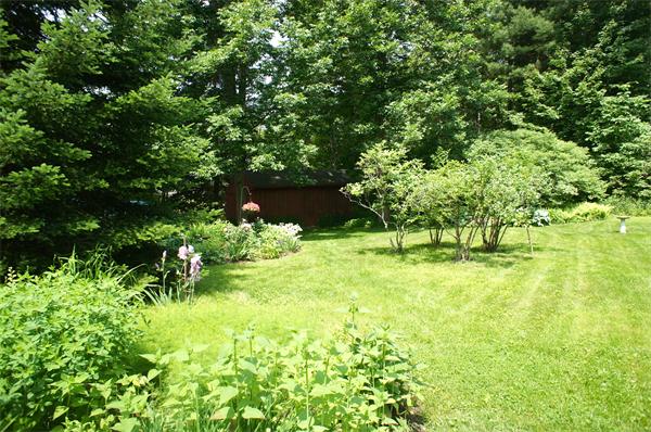 49 East Hill Road Brimfield, MA 01010 - Photo 3 of 22 Gallery Image 3