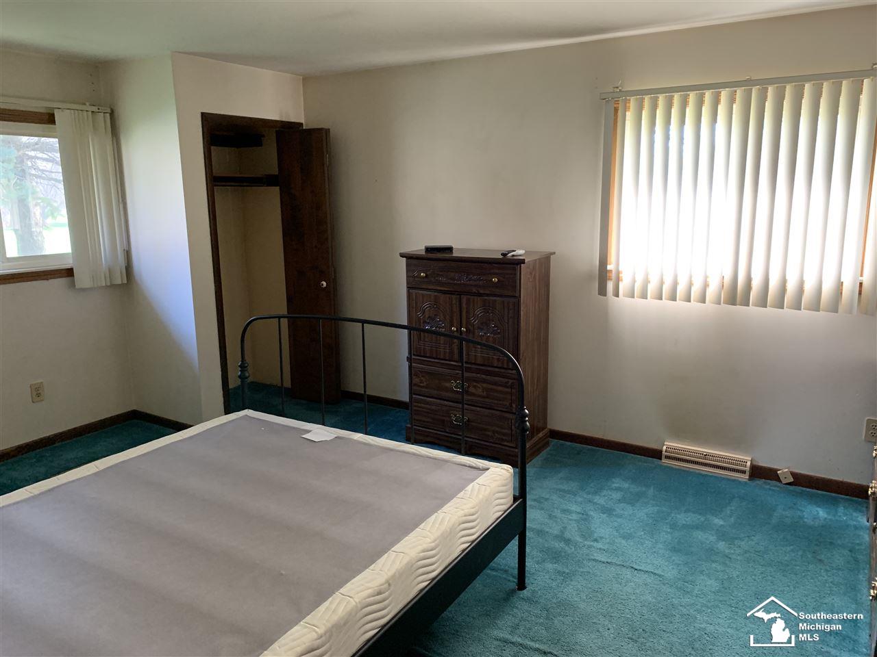 13068 Grafton Road Carleton, MI 48117 - Photo 12 of 19 Gallery Image 12