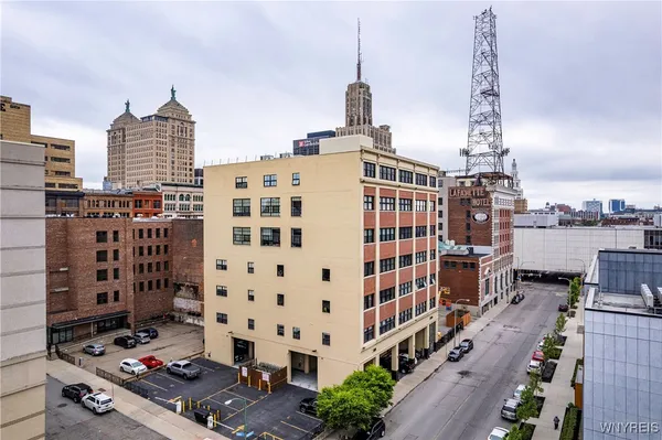 $2,000 | 210 Ellicott Street, Unit 501, Buffalo, NY 14203