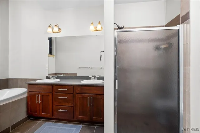 $2,500 | 210 Ellicott Street, Unit 501, Buffalo, NY 14203