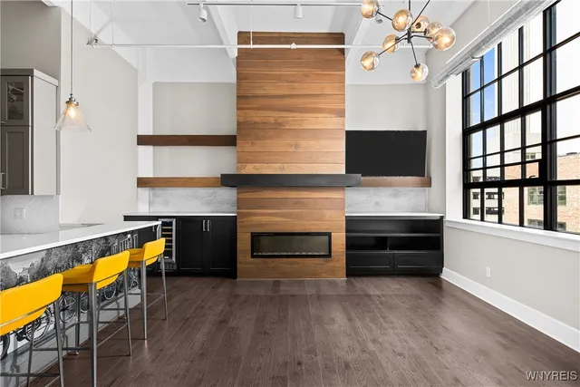 $2,500 | 210 Ellicott Street, Unit 501, Buffalo, NY 14203