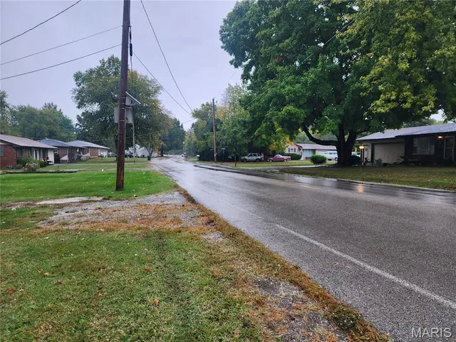 $16,000 | 5147 Old Alton Road, Granite City, IL 62040