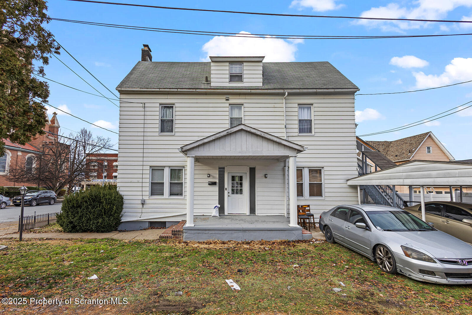 511 Fig Street Scranton, PA 18505 - Photo 31 of 33 a front view of a house with garden