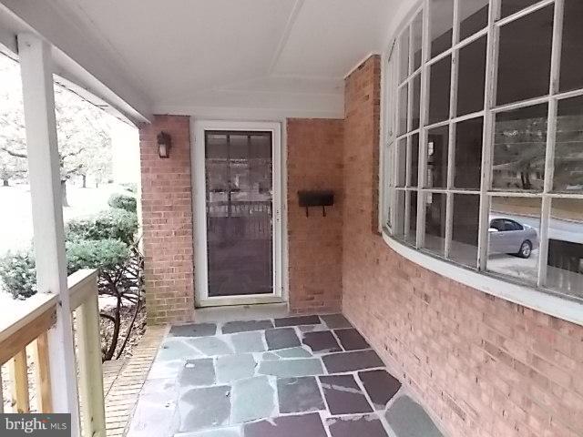 723 Riverside Drive Salisbury, MD 21801 - Photo 2 of 19 Front Porch