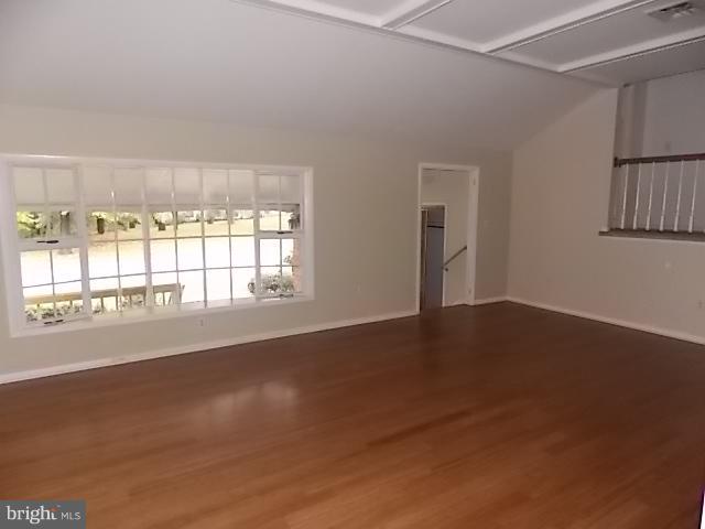 723 Riverside Drive Salisbury, MD 21801 - Photo 4 of 19 Living Room