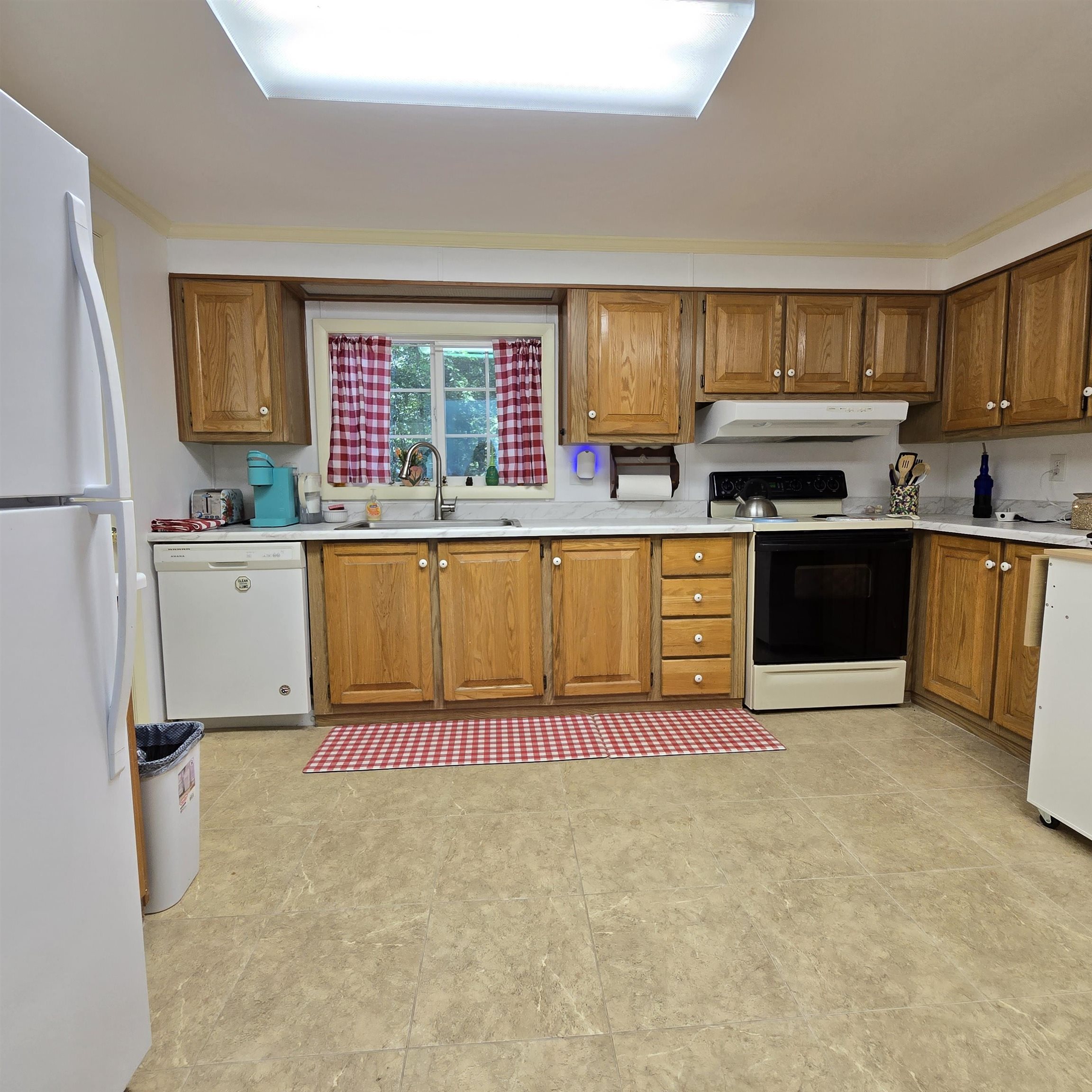 102 Osprey Road Alton, NH 03809 - Photo 5 of 31