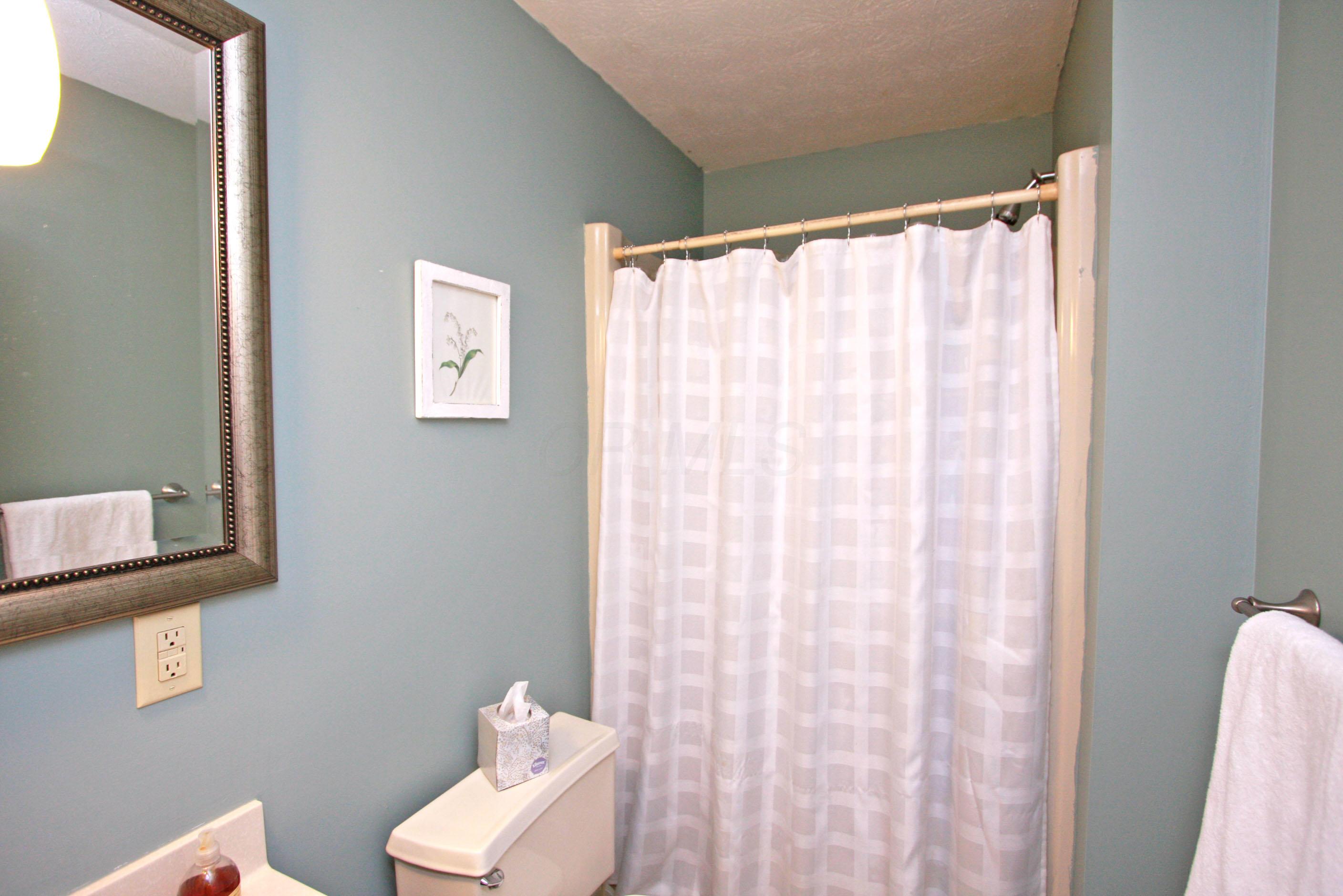 13000 Henry Road Mount Vernon, OH 43050 - Photo 9 of 38