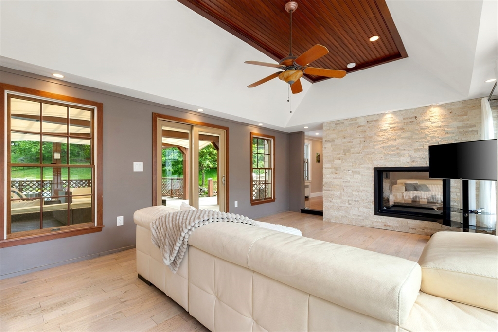 12 Powder House Rd Extension Medford, MA 02155 - Photo 10 of 41